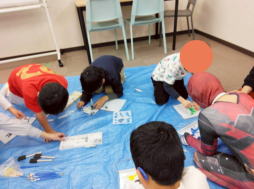 タペストリーづくりの様子