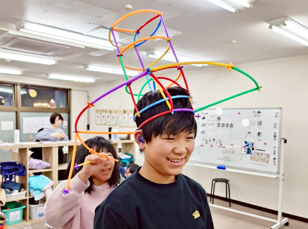 クリスマスプレゼントで遊ぶ様子3